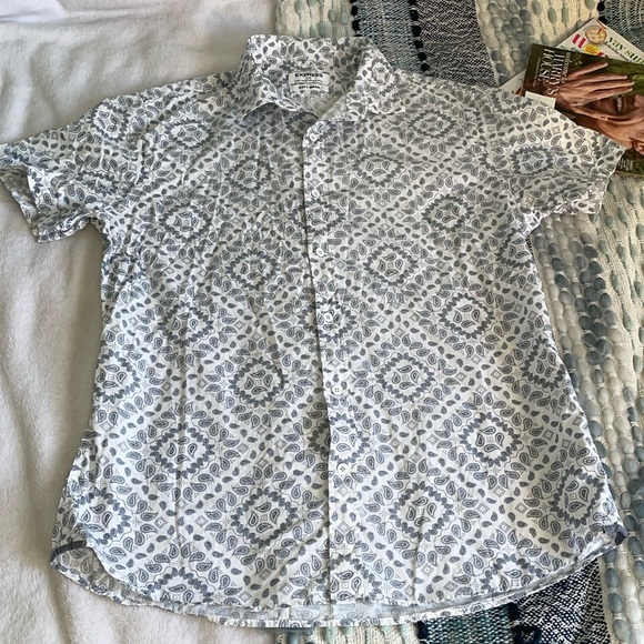 Express Other - Express Soft Wash Paisley-Print Cotton Button down Shirt - Large